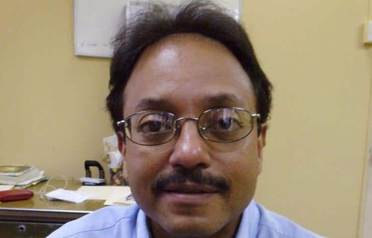 Dr. Gustavo Gil Lasso